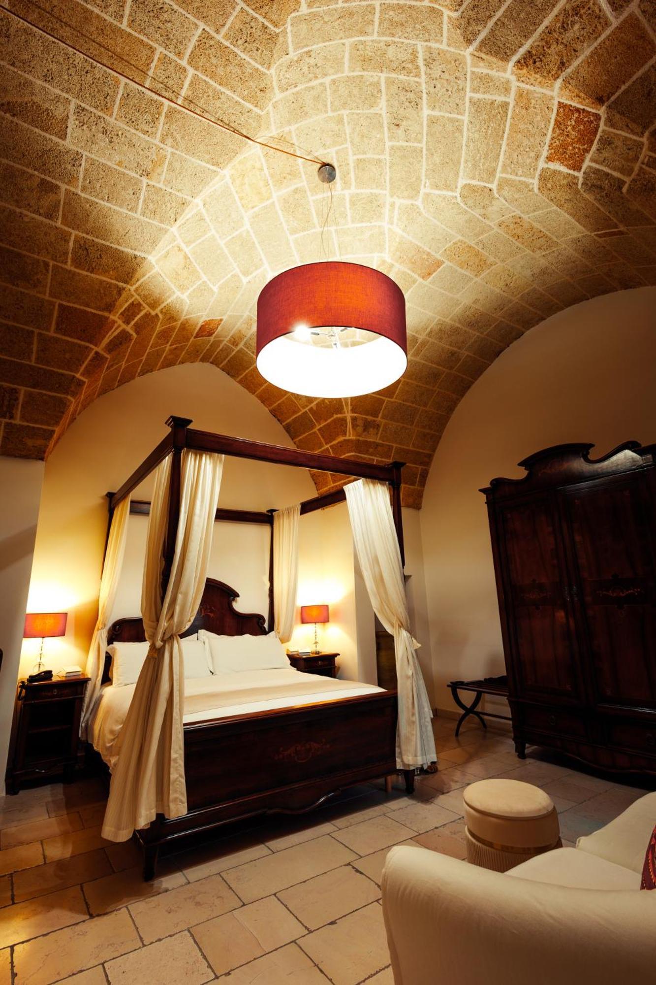 Vico Regio Hotel カザラーノ エクステリア 写真