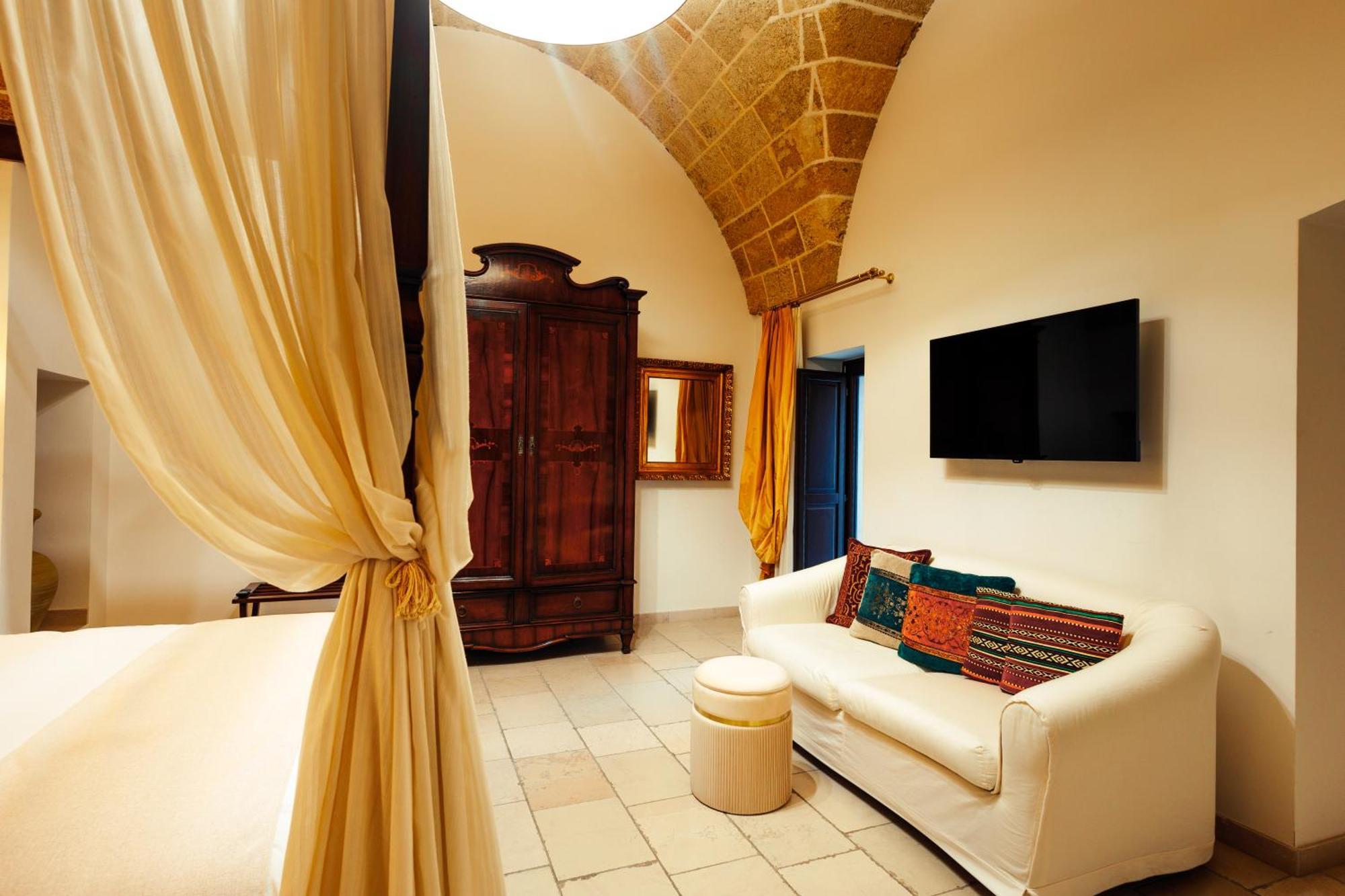Vico Regio Hotel カザラーノ エクステリア 写真